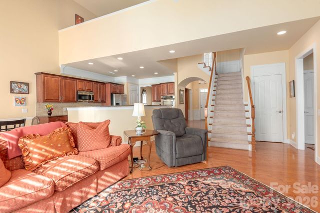 8124 Oratorio Place, Charlotte, NC 28270