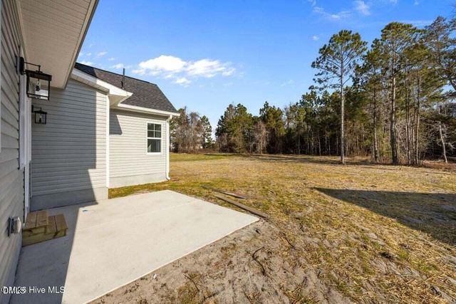 2374 Zion Hill SE Road, Bolivia, NC 28422