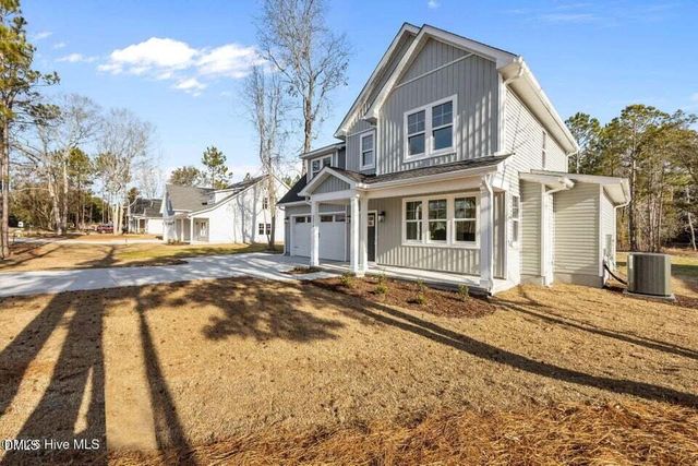 2374 Zion Hill SE Road, Bolivia, NC 28422