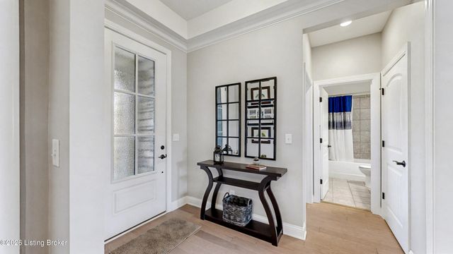 2014 Dressage Cir, Louisville, KY 40245