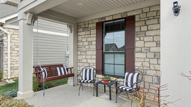 2014 Dressage Cir, Louisville, KY 40245