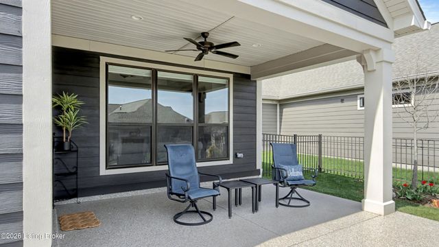 2014 Dressage Cir, Louisville, KY 40245