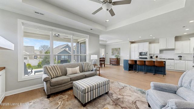 2014 Dressage Cir, Louisville, KY 40245