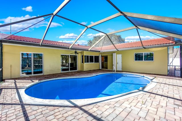 5550 NE 26th Avenue, Fort Lauderdale, FL 33308