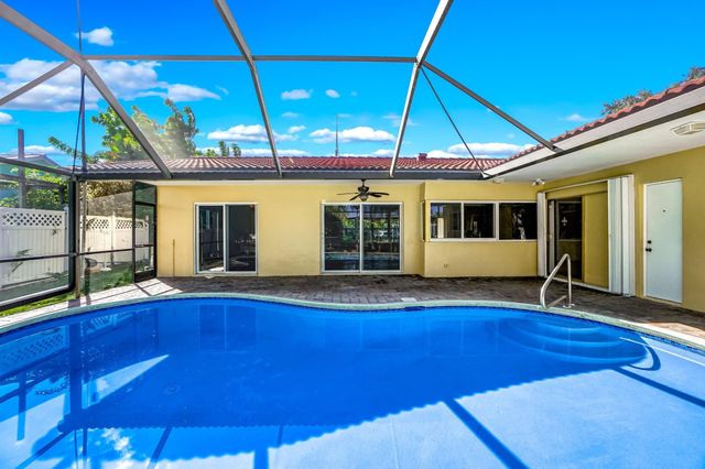 5550 NE 26th Avenue, Fort Lauderdale, FL 33308