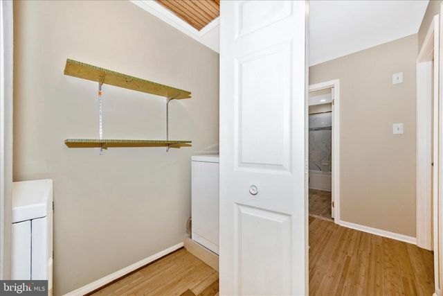 2433 HENSLOWE DR, Rockville, MD 20854