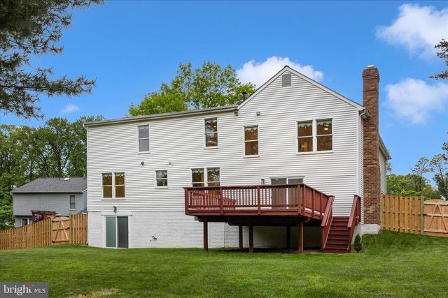 2433 HENSLOWE DR, Rockville, MD 20854
