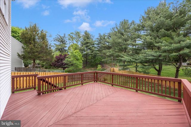 2433 HENSLOWE DR, Rockville, MD 20854