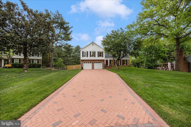 2433 HENSLOWE DR, Rockville, MD 20854