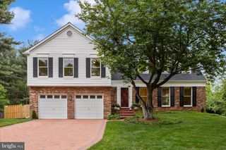 2433 HENSLOWE DR, Rockville, MD 20854