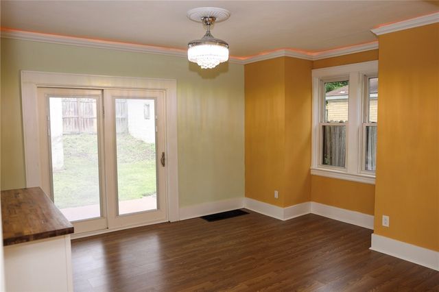 737 Saint Clair Avenue, Clairton, PA 15025