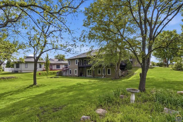 4500 SW Moundview DR, Topeka, KS 66610