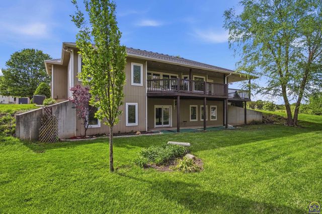 4500 SW Moundview DR, Topeka, KS 66610