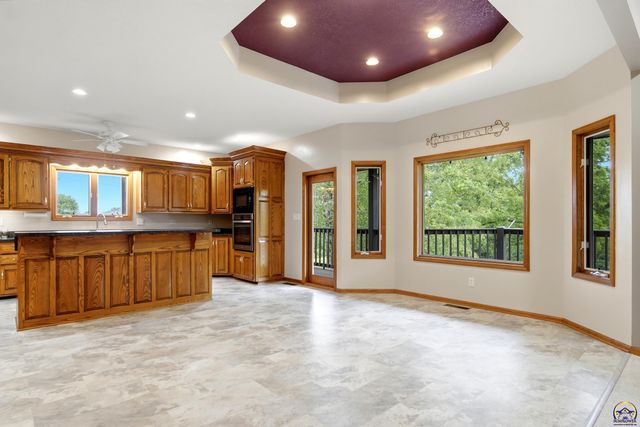 4500 SW Moundview DR, Topeka, KS 66610