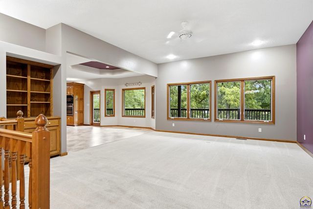 4500 SW Moundview DR, Topeka, KS 66610