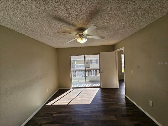 8142 FAIRWAYS CIRCLE S204, Ocala, FL 34472