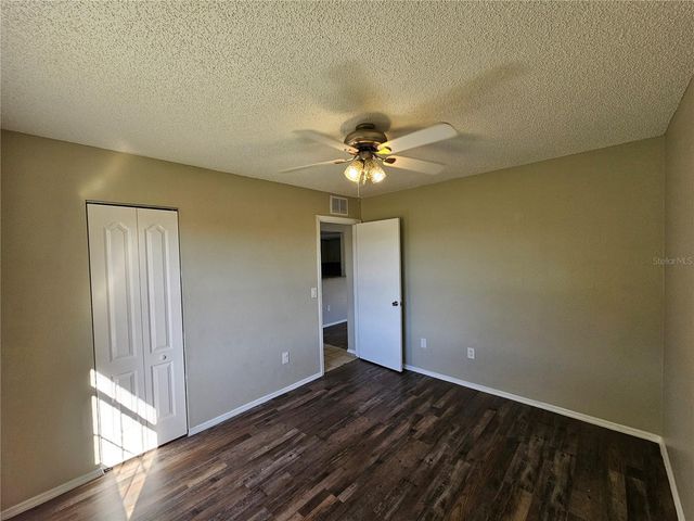 8142 FAIRWAYS CIRCLE S204, Ocala, FL 34472