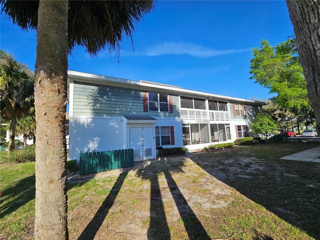 8142 FAIRWAYS CIRCLE S204, Ocala, FL 34472