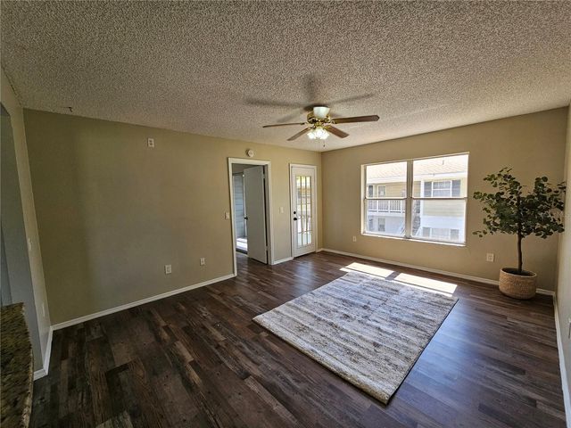 8142 FAIRWAYS CIRCLE S204, Ocala, FL 34472