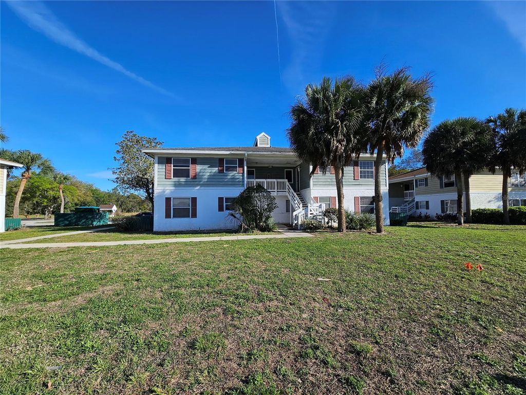 8142 FAIRWAYS CIRCLE S204, Ocala, FL 34472