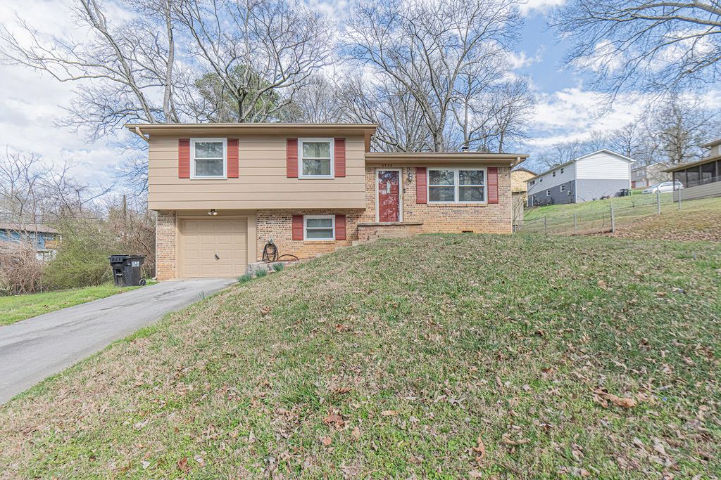 5958 Congress Lane, Harrison, TN 37341