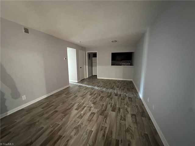 1205 Hutton Street, Winston-salem, NC 27103