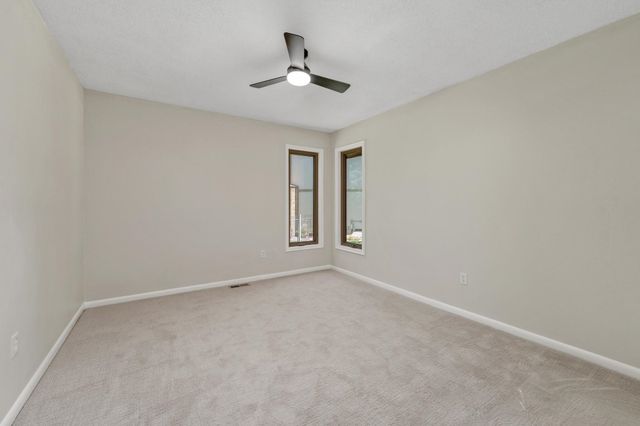 1325 N Covington Cir, Wichita, KS 67212