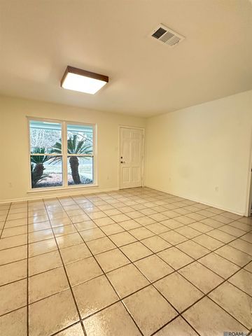 5615 Jane Marie St, Zachary, LA 70791