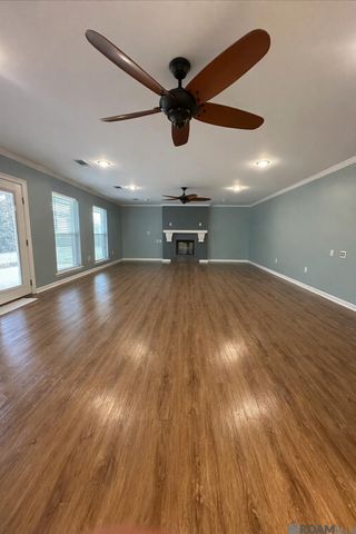 5615 Jane Marie St, Zachary, LA 70791