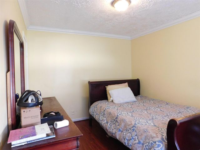 8215 Quail Hills Drive, Houston, TX 77489