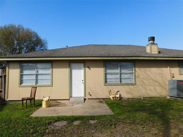 8215 Quail Hills Drive, Houston, TX 77489