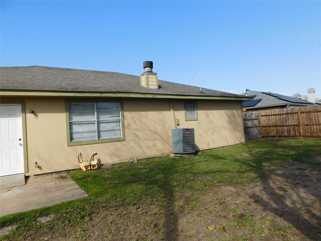 8215 Quail Hills Drive, Houston, TX 77489