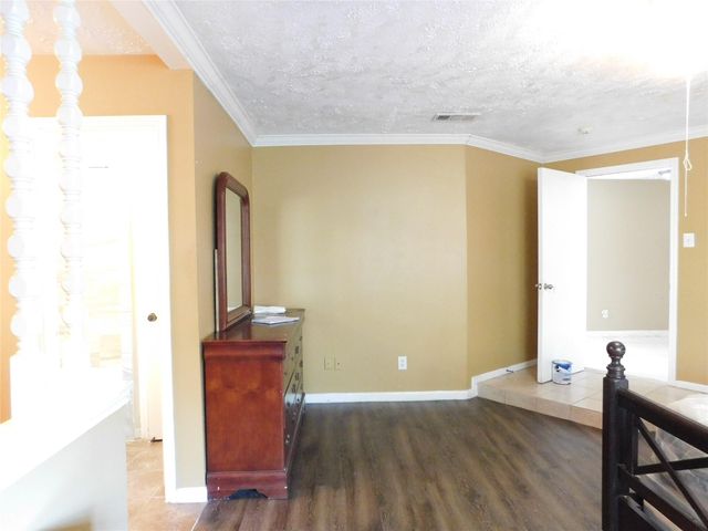 8215 Quail Hills Drive, Houston, TX 77489