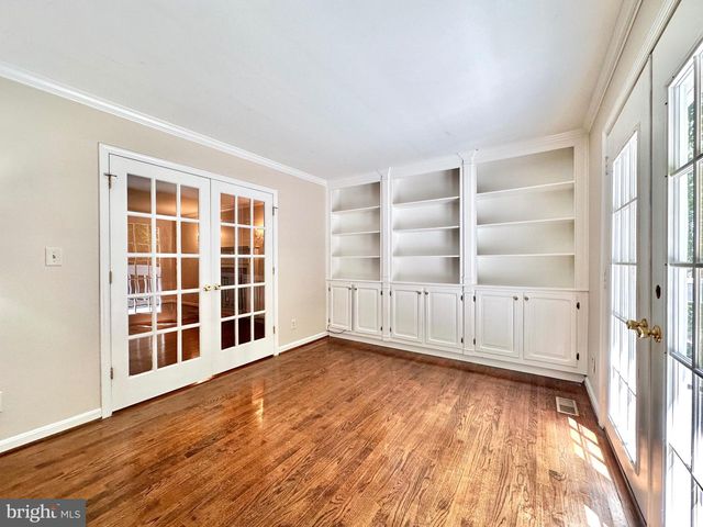 13 CONSTANTINE DR, Phoenix, MD 21131