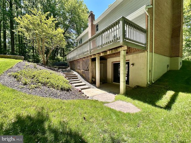 13 CONSTANTINE DR, Phoenix, MD 21131