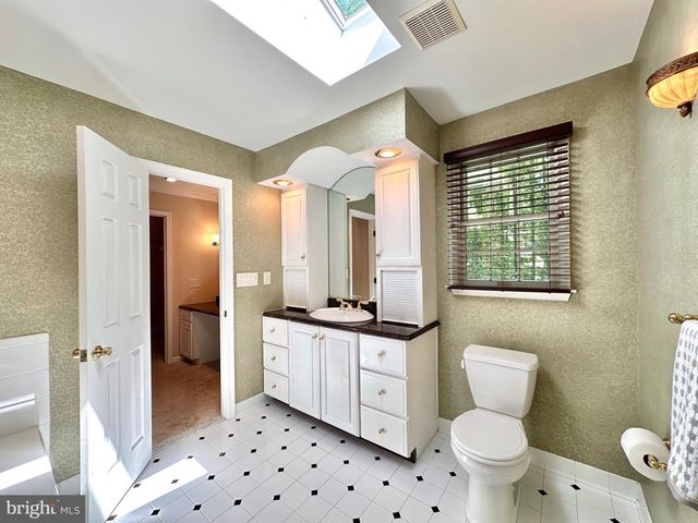 13 CONSTANTINE DR, Phoenix, MD 21131