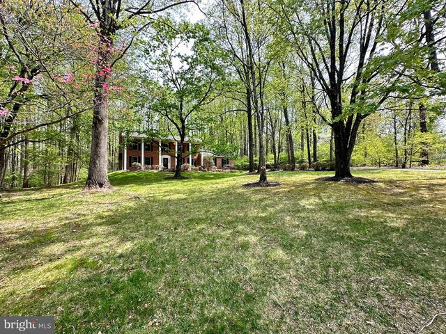 13 CONSTANTINE DR, Phoenix, MD 21131