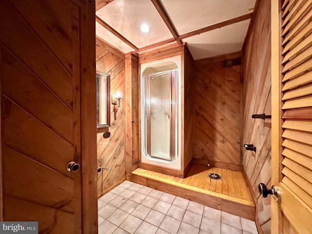 13 CONSTANTINE DR, Phoenix, MD 21131