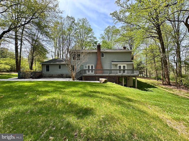 13 CONSTANTINE DR, Phoenix, MD 21131