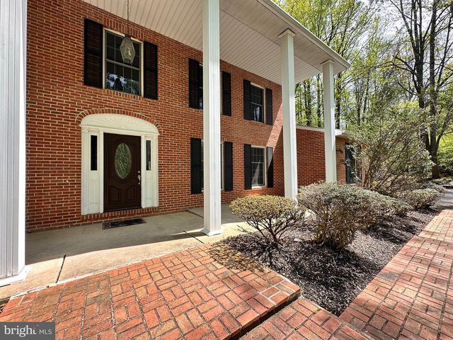 13 CONSTANTINE DR, Phoenix, MD 21131