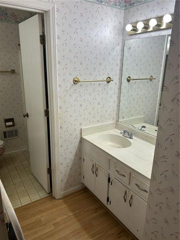 512 Rockborough Terrace, Stone Mountain, GA 30083