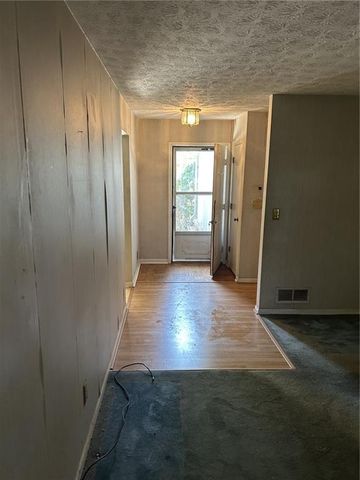 512 Rockborough Terrace, Stone Mountain, GA 30083
