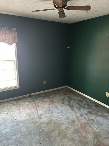 512 Rockborough Terrace, Stone Mountain, GA 30083