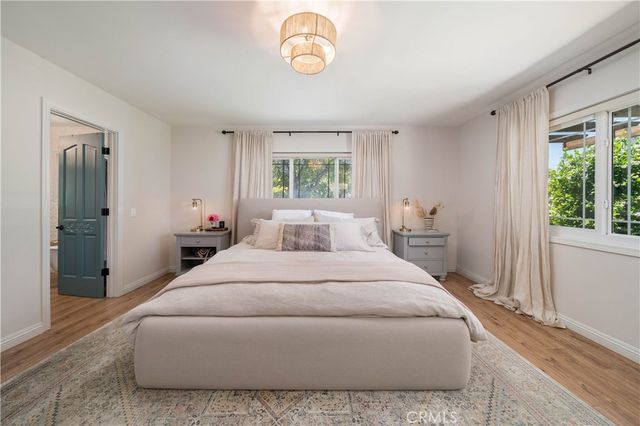 5748 Larryan Drive, Woodland Hills, CA 91367
