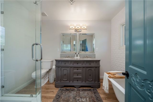 5748 Larryan Drive, Woodland Hills, CA 91367