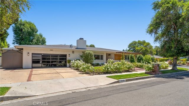5748 Larryan Drive, Woodland Hills, CA 91367