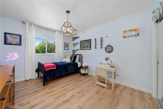 5748 Larryan Drive, Woodland Hills, CA 91367