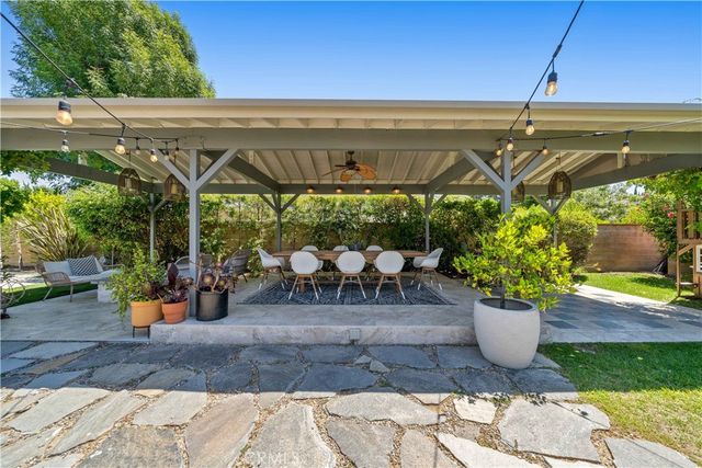5748 Larryan Drive, Woodland Hills, CA 91367