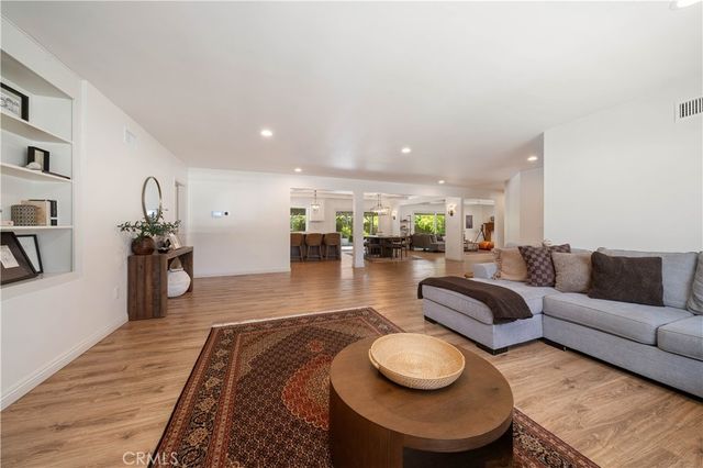 5748 Larryan Drive, Woodland Hills, CA 91367