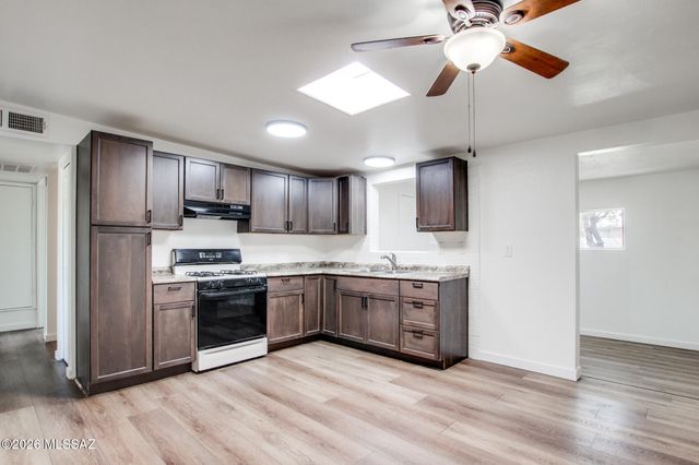 3550 E 32nd Street, Tucson, AZ 85713